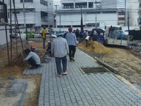 บล็อกตัวหนอน บล็อกแปดเหลี่ยม บล็อกปูหญ้า ติดต่อ0946456262