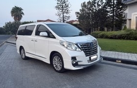 ขายรถ alphard 2013 hydride 2.4 สีขาว